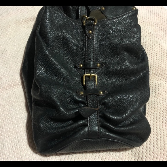 Louis Vuitton Black Mahina XL Handbag - Picture 4 of 8